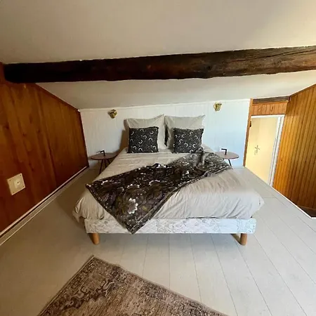 Appartement Duplex De Charme 80m2 Au Coeur D'arles, 2